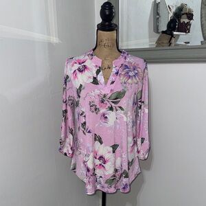 Floral V-Neck Blouse in Pink